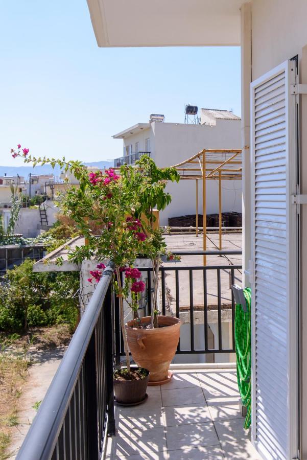 Appartamento Voula's Place