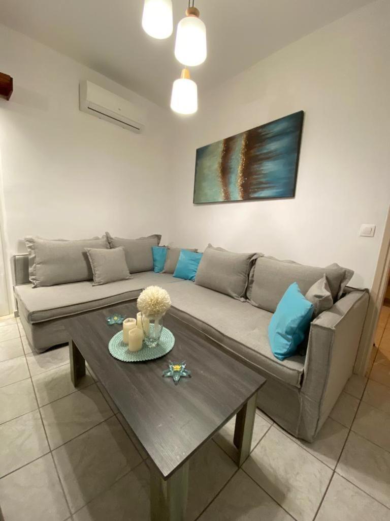 Voula's Place Appartamento *